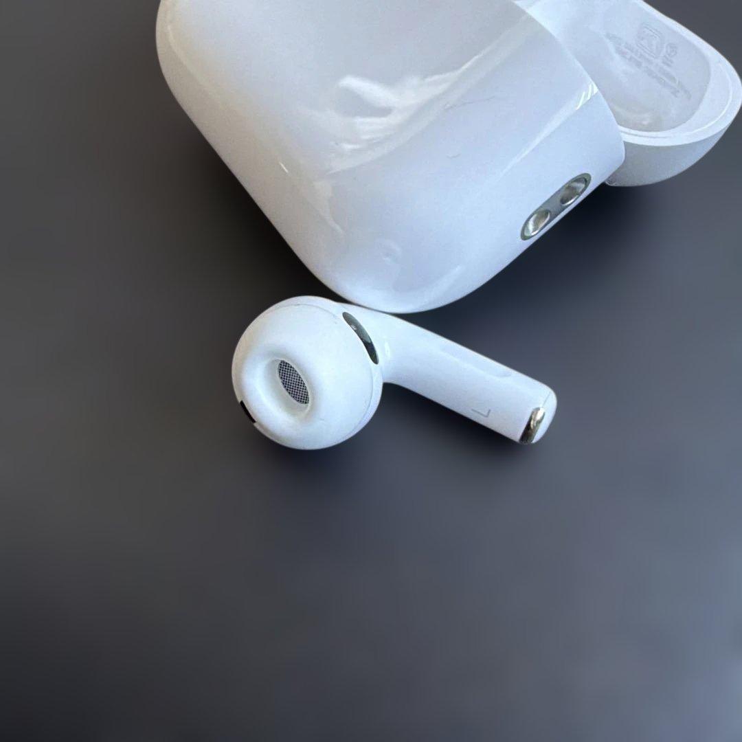 Apple AirPods3（充電器本体+左耳イヤホン+付属品）