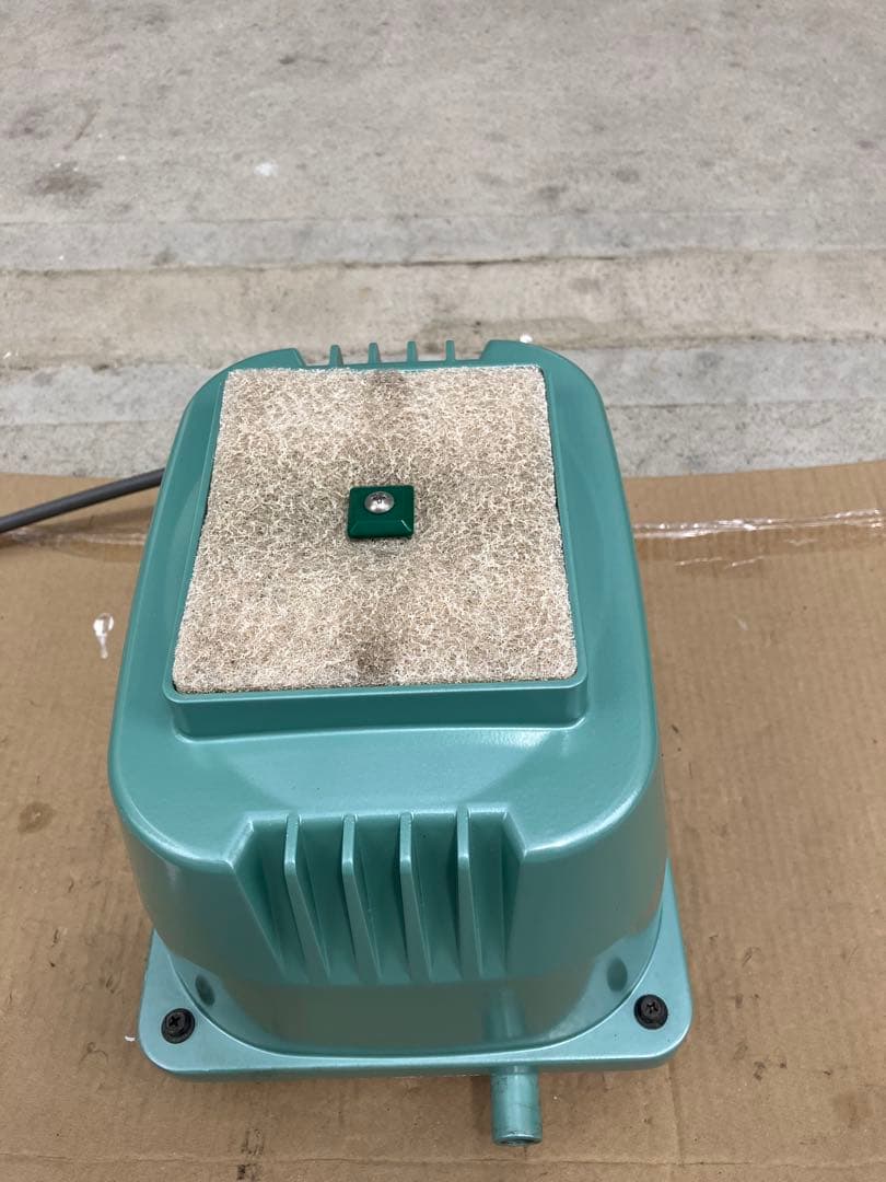 浄化槽、水槽エアーポンプ　高槻HP120