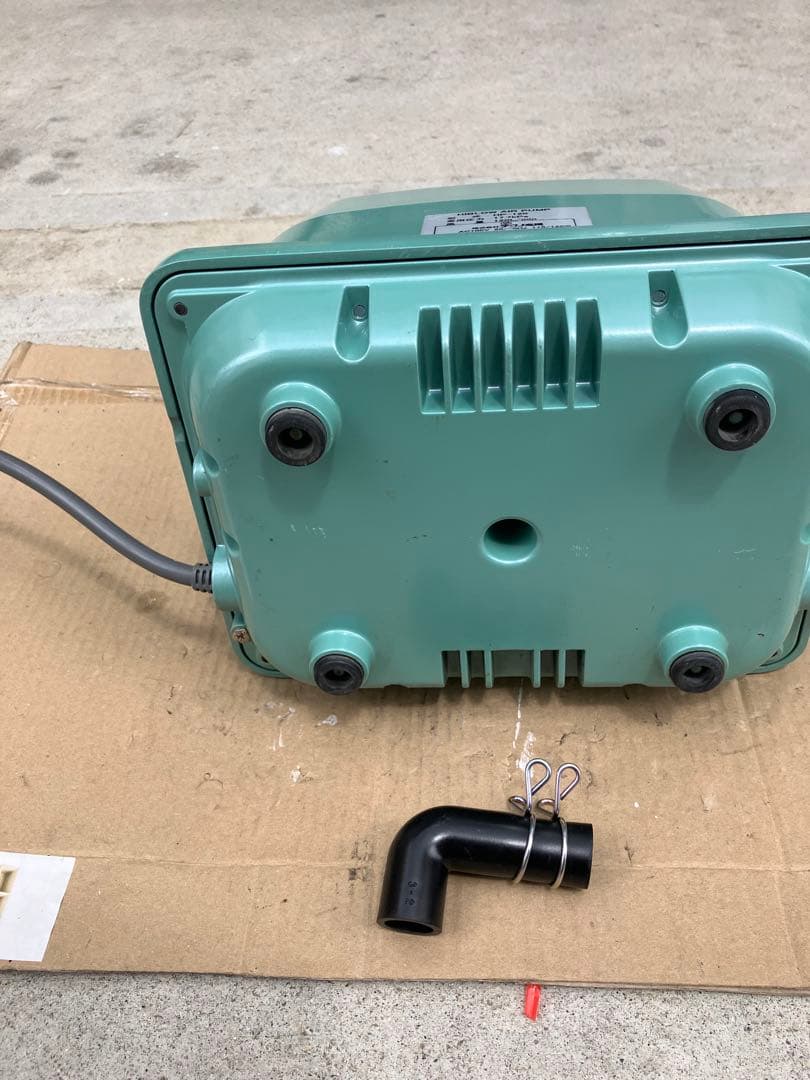 浄化槽、水槽エアーポンプ　高槻HP120