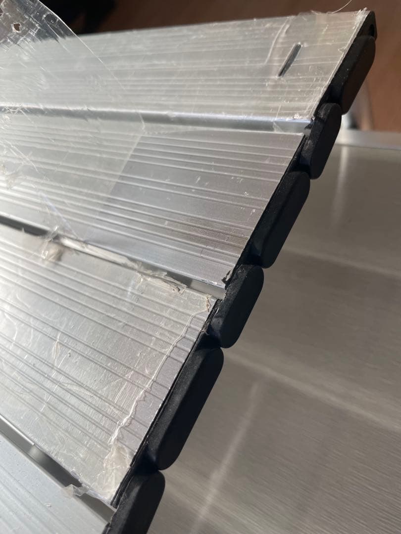 未使用品！　アルミ製折りたたみテーブルチェアセット