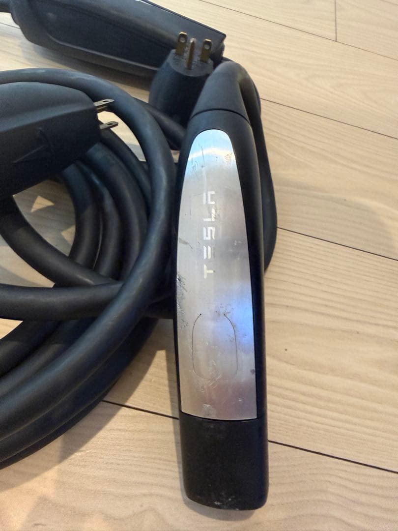 5*9様 Tesla モバイルコネクター（Gen1）