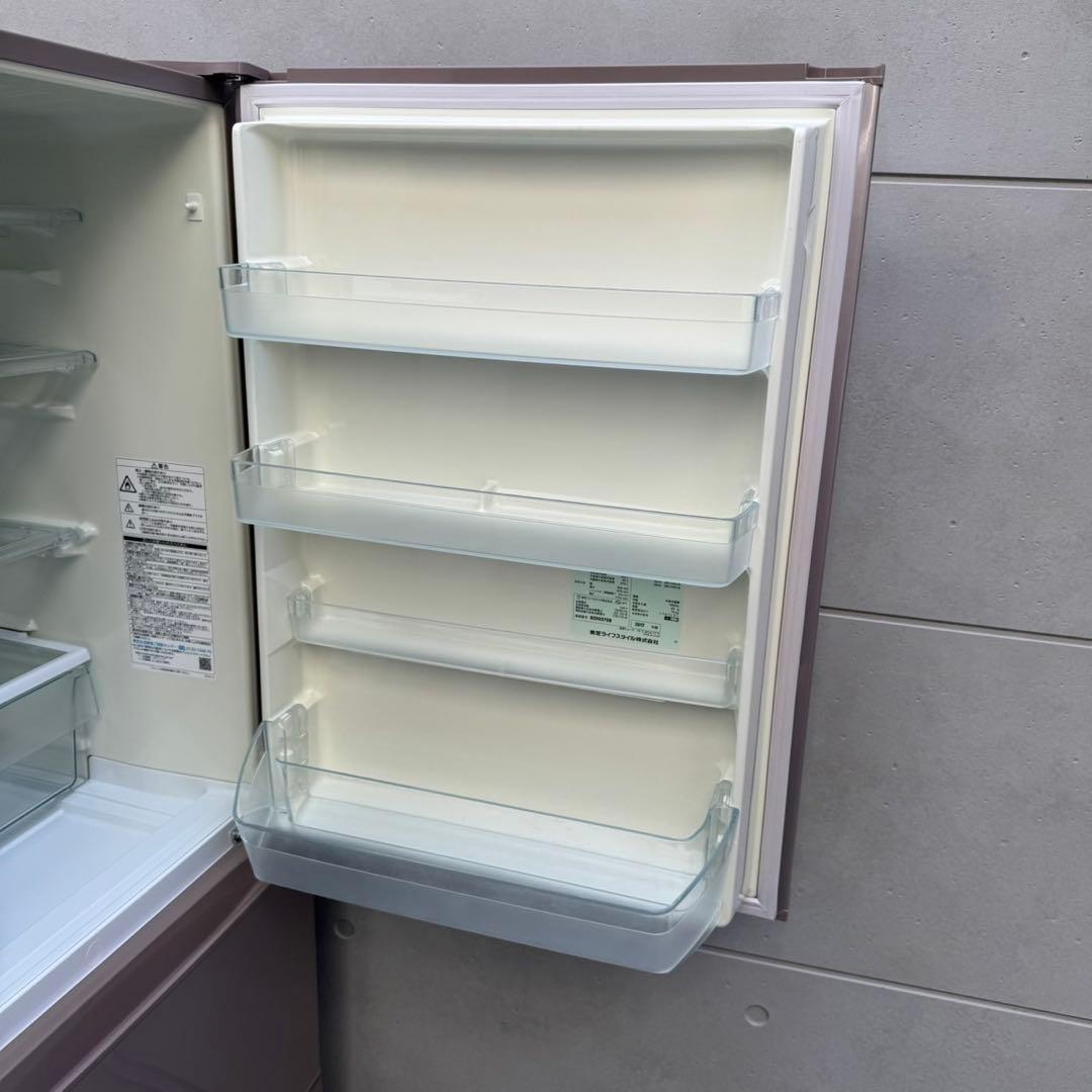 213⭐️2017年製★東芝　冷蔵庫　大型　3ドア　自動製氷　363L