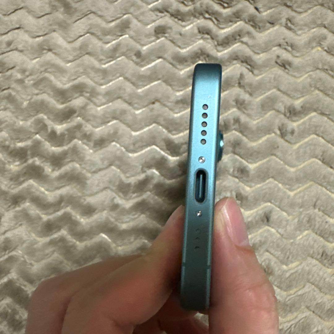 美品iPhone16 256GBティールSIMフリー