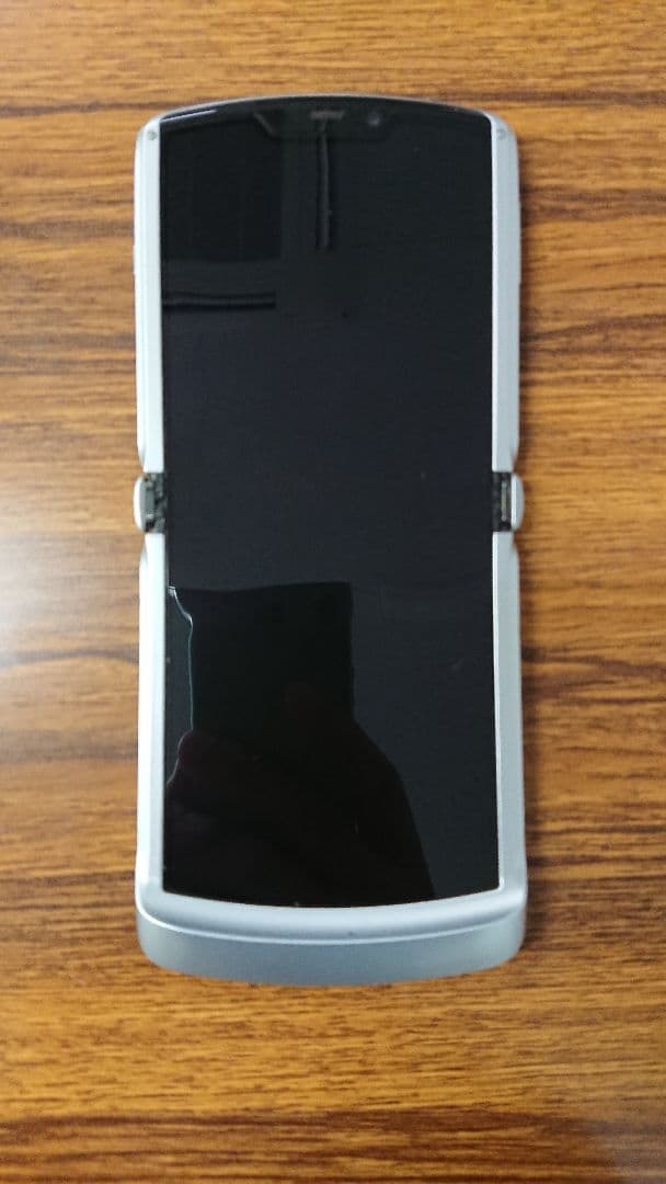 スマートフォン本体 Motorola razr 5G 2020 Liquid Mercury
