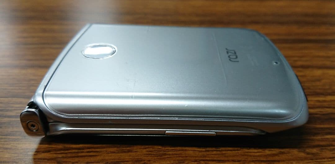 スマートフォン本体 Motorola razr 5G 2020 Liquid Mercury