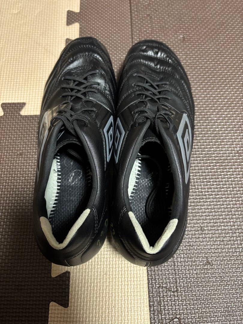 アンブロサッカースパイク　アクセレイター kl