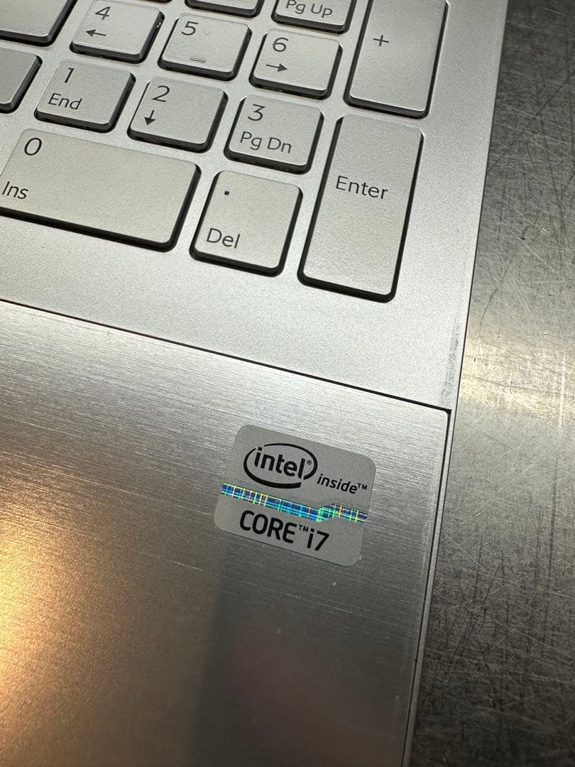 美品SONY VAIO シルバー ノートPC Windows8.1