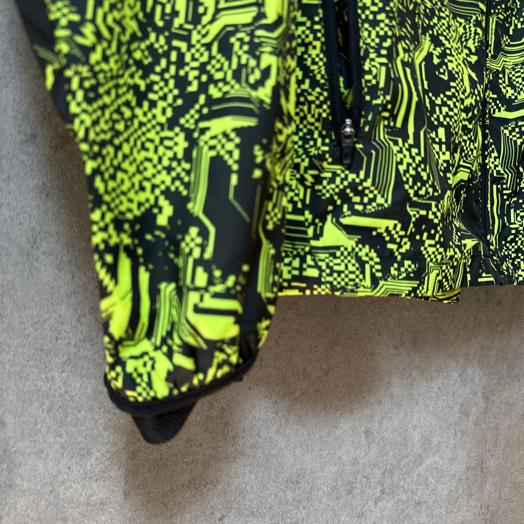 【極美品】ナイキ NIKE SHIELD ランニングジャケット デジタルカモ