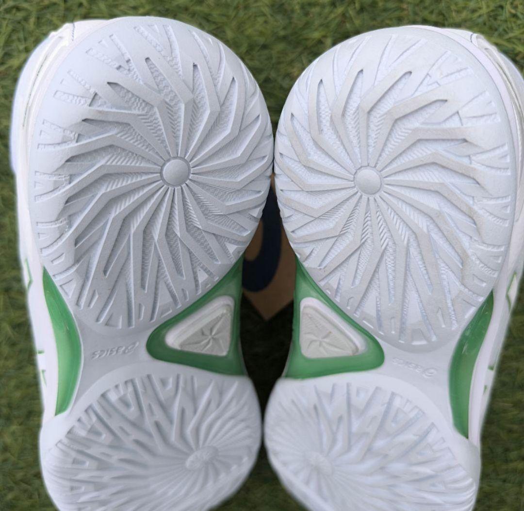 asics バスケットボールシューズ ホワイト/グリーン22.5cm