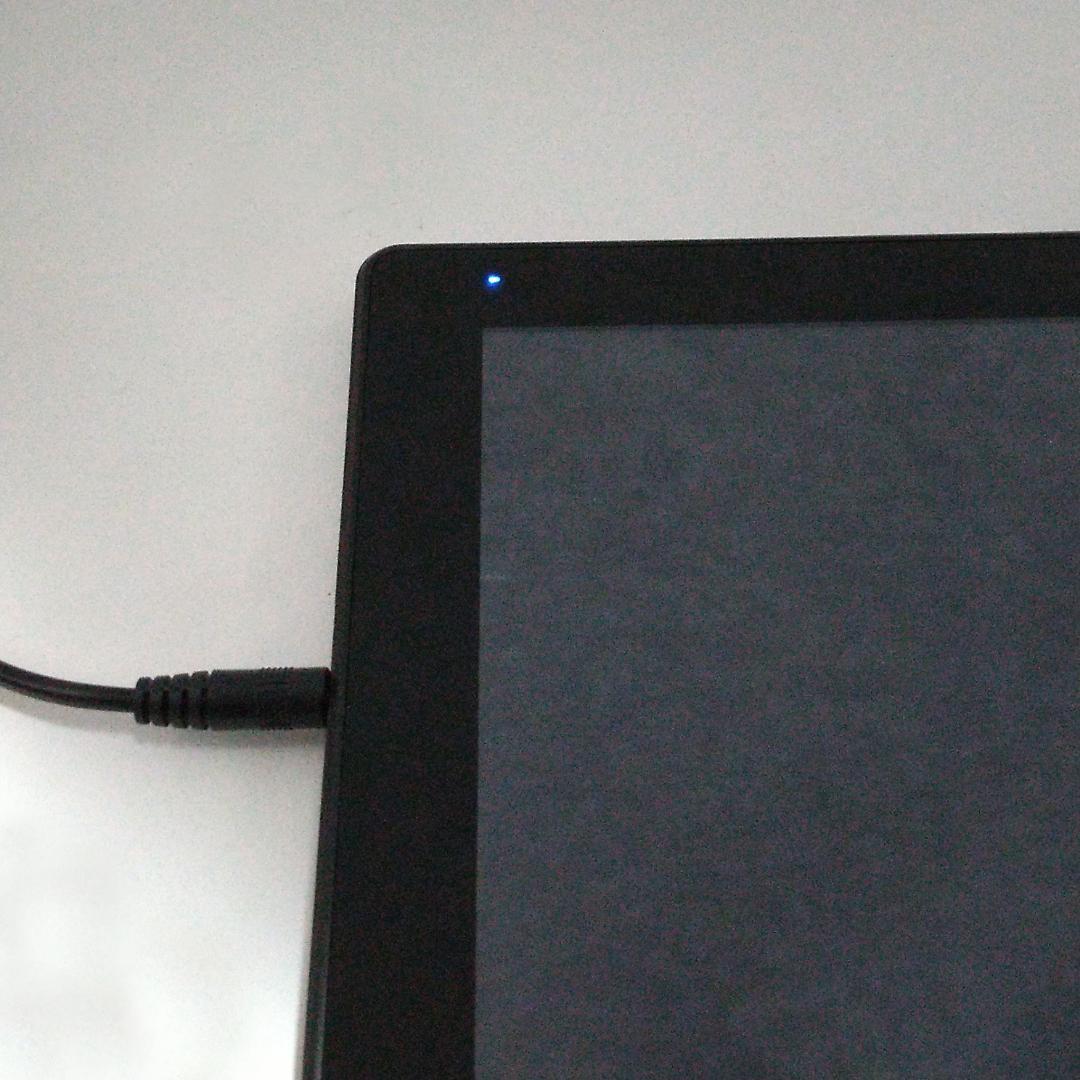 マウスコンピューター WN1001 Windowsタブレット