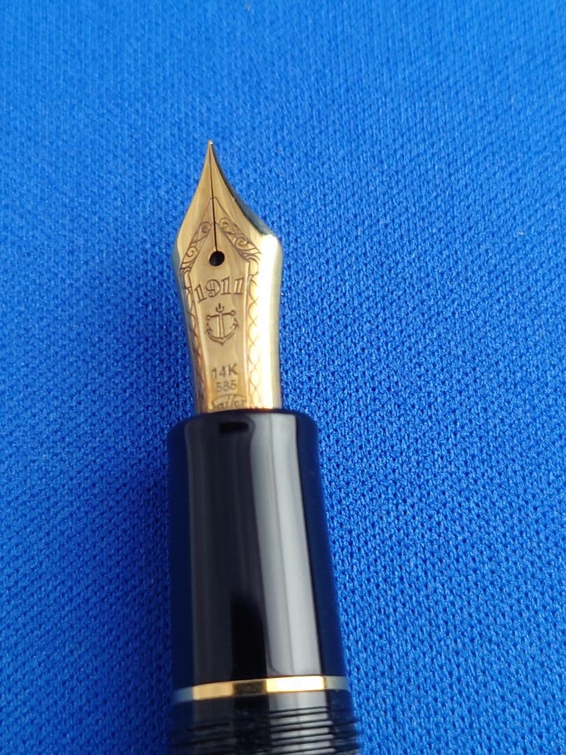 新品　処分　セーラー万年筆 プロフィットスタンダード万年筆 ブラック EF