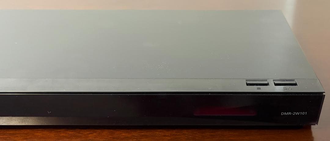 ぽんきち様　ブルーレイHDDレコーダDMR-2W101ほぼ未使用おまけ付き