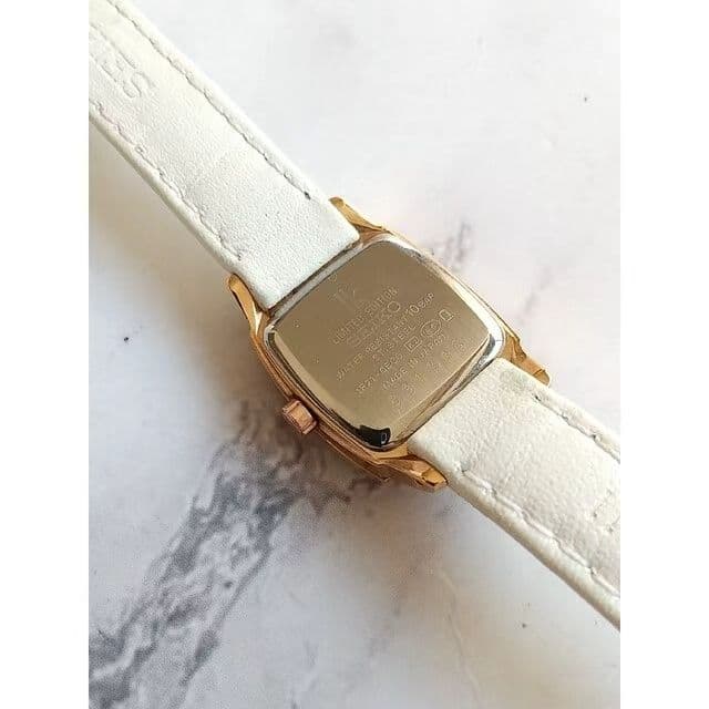 セイコー ルキア 美品 シェル 8Pダイヤモンドレディースクォーツ