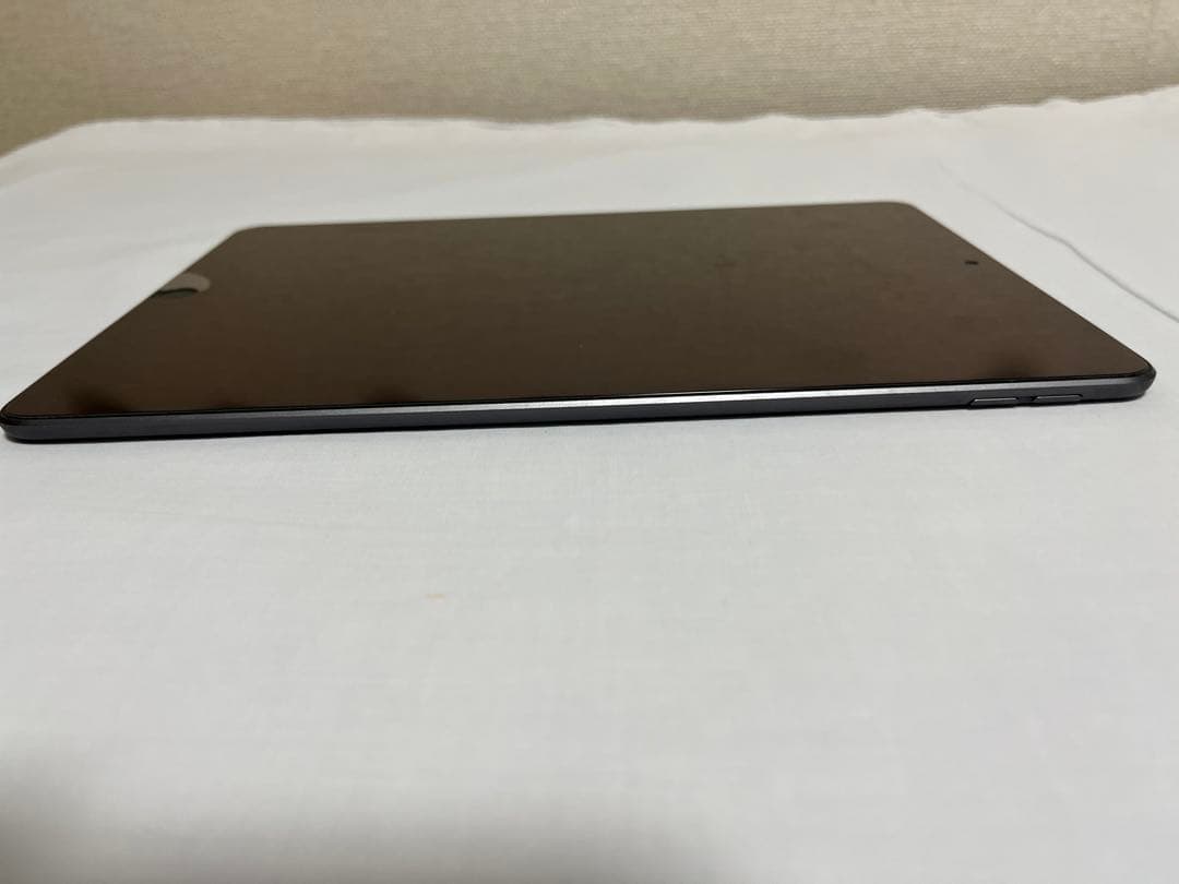 【美品】iPad Air3 Wifi 64GB スペースグレー