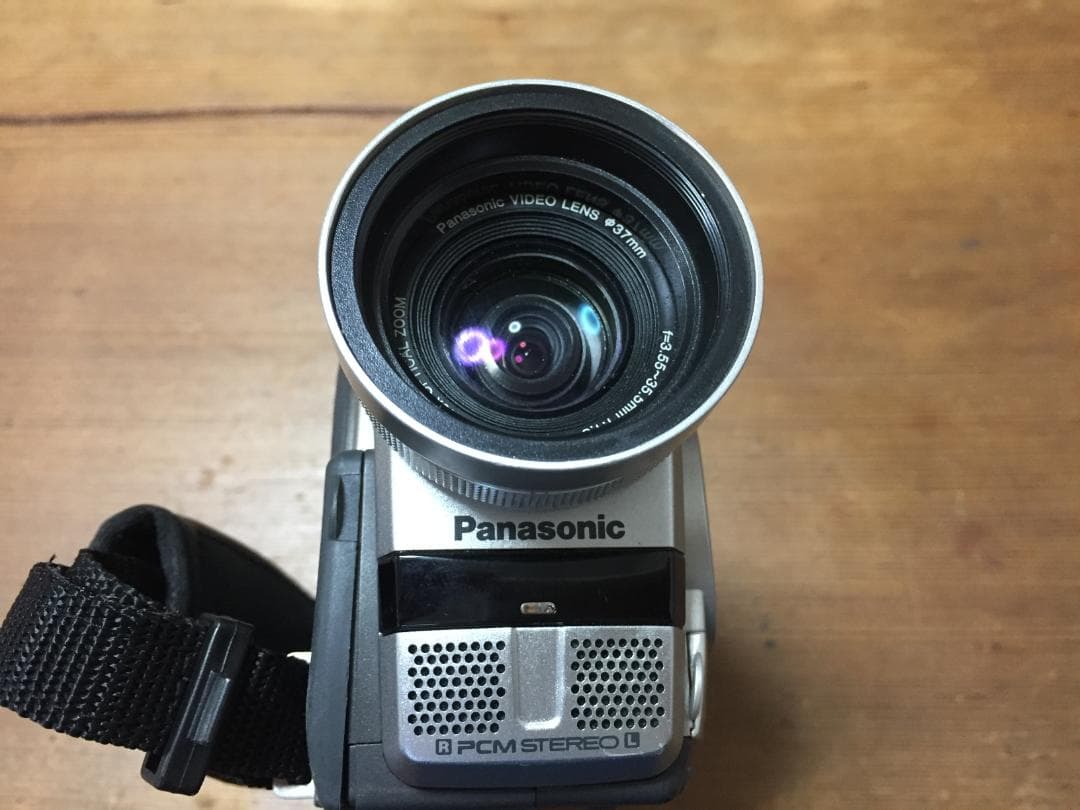 良品 撮影再生ダビングOK　Panasonic NV-C7　付属品あり　大画面