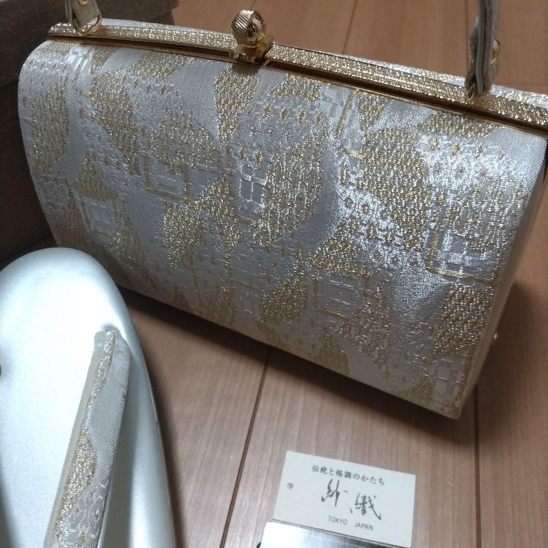 草履&鞄セット　未使用に近い　シルバー　白　和装　着物　着物小物