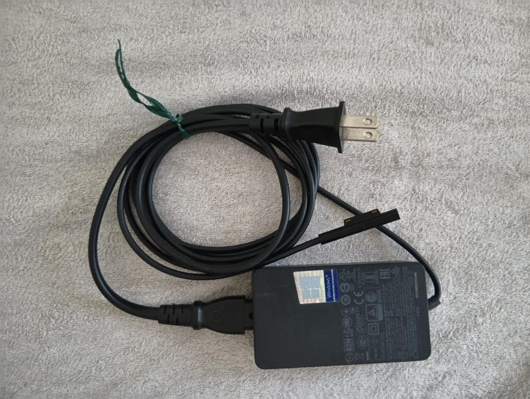 ✨美品✨Surface Pro 6 i7モデル／メモリ８GB／SSD238GB