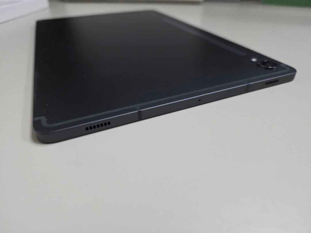 Samsung Galaxy Tab S9 本体とSペン付き