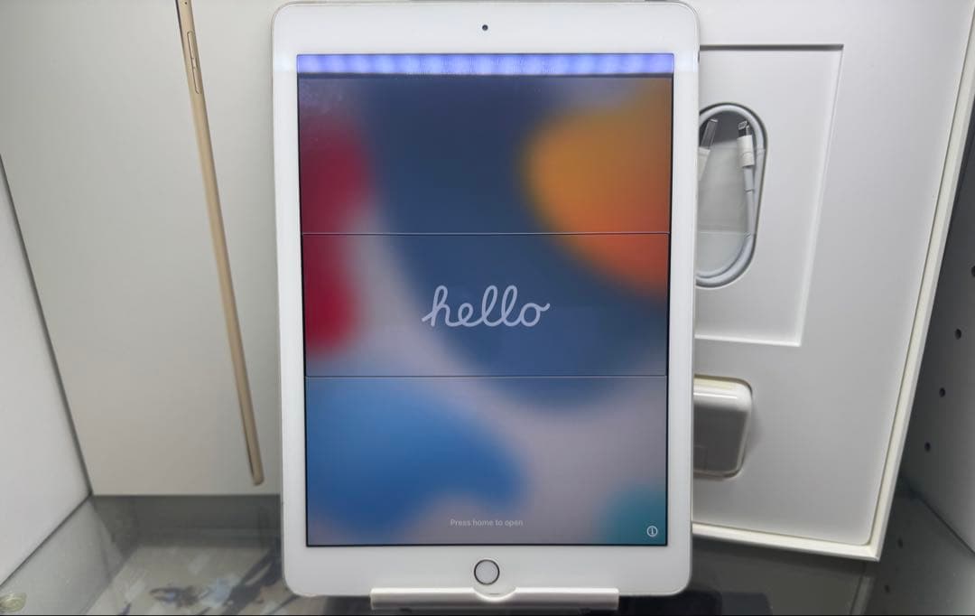 【美品保管品】Apple iPad Air2 ゴールド本体