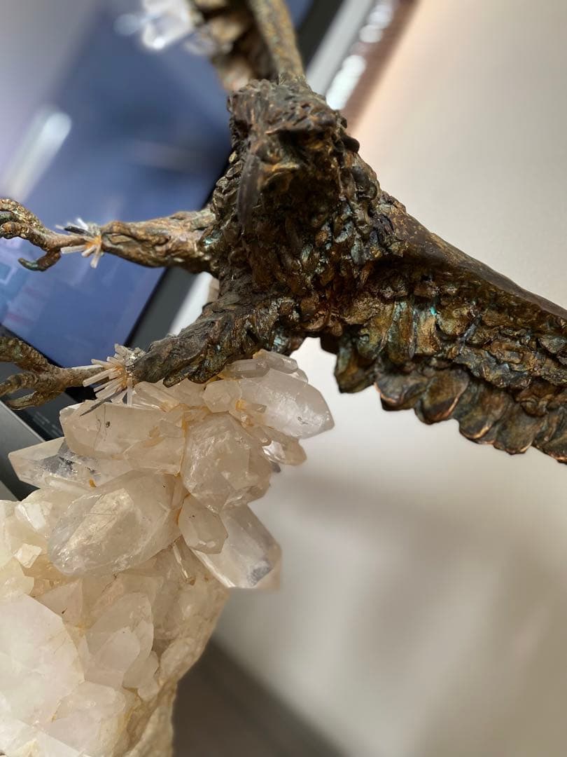 水晶　鉄製イーグル　置物　重量級