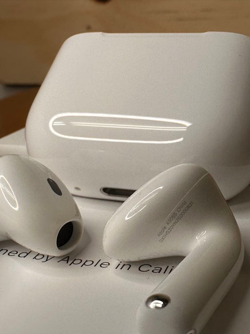 【美品 長保証】AirPods4 ANC搭載モデル MXP93J/A 2M17H