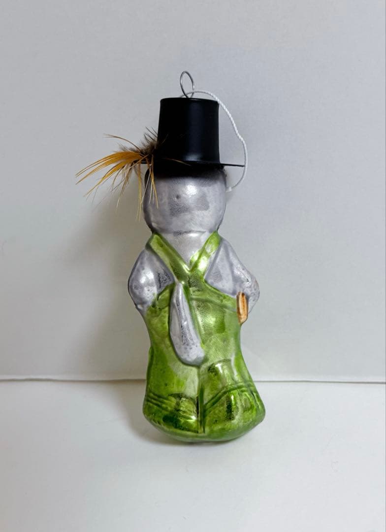 アスティエセレクト　オーナメント　帽子を被った猫