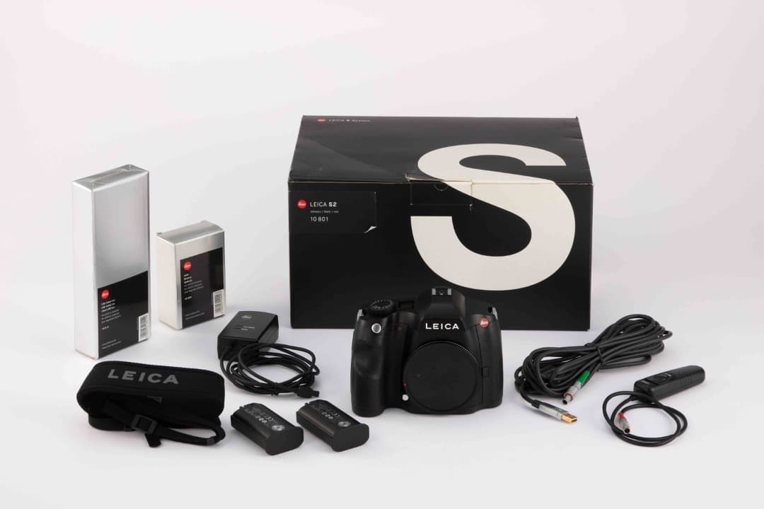 【CCD搭載＋純正テザー/レリーズ付】Leica S2 中判 バッテリー2個