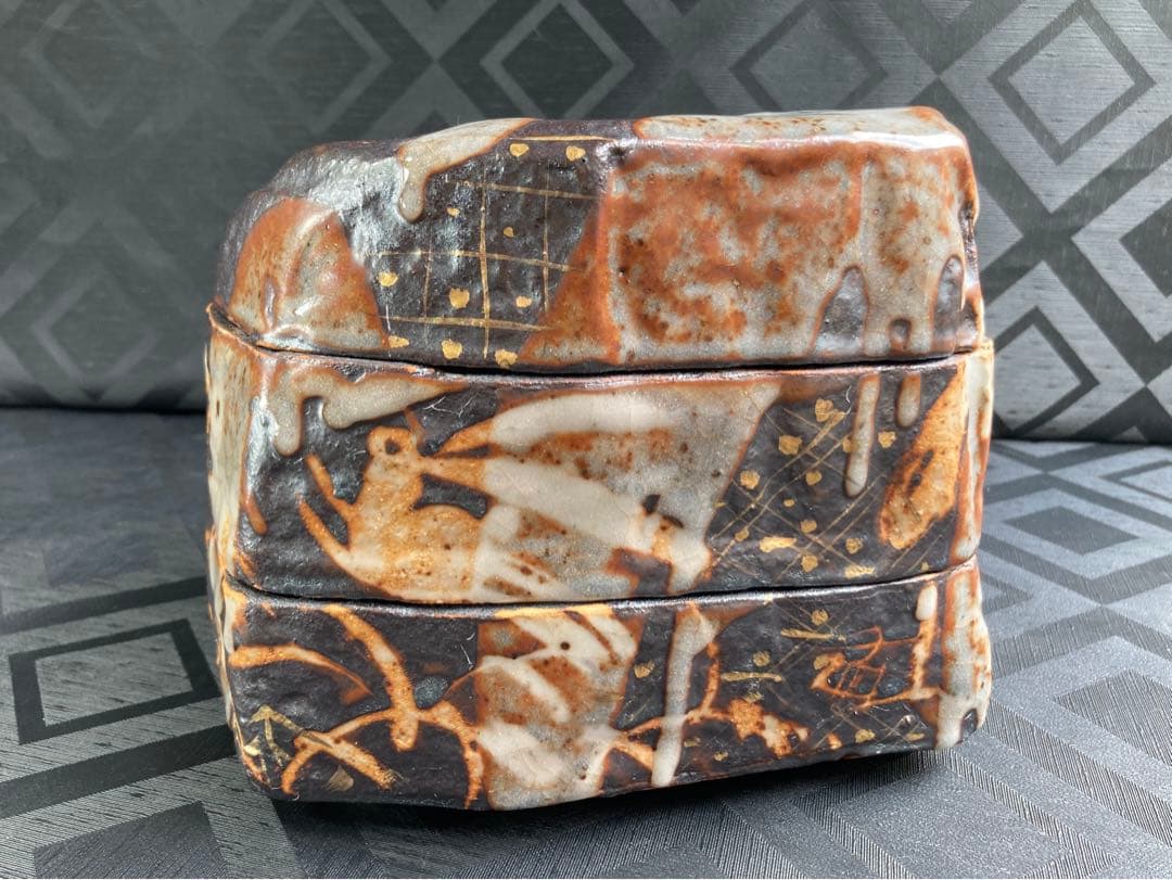 点窯　小栗正男作　遊兎文　二段重