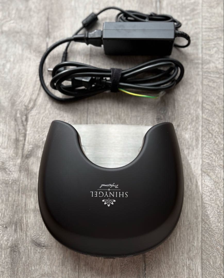 【未使用品　箱付き】シャイニージェル　クレッシェンド　LED ランプ　ブラック