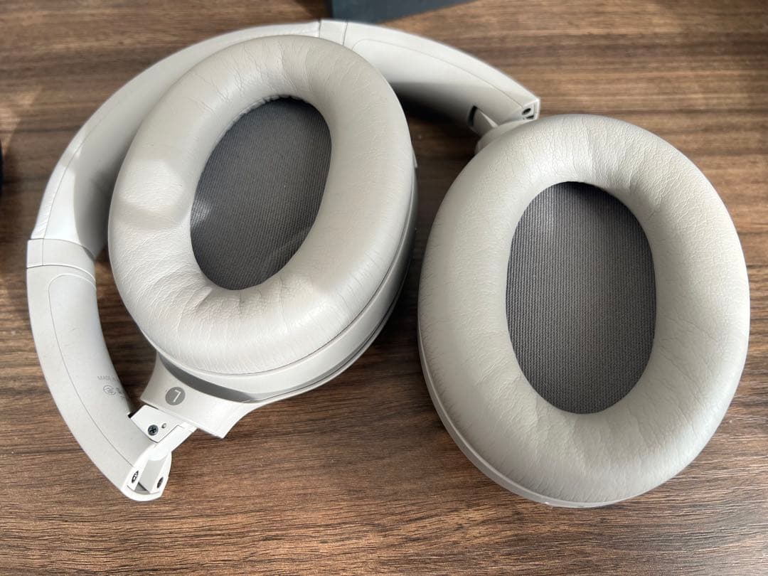 SONY WH-1000XM4 ワイヤレスノイズキャンセリングヘッドホン