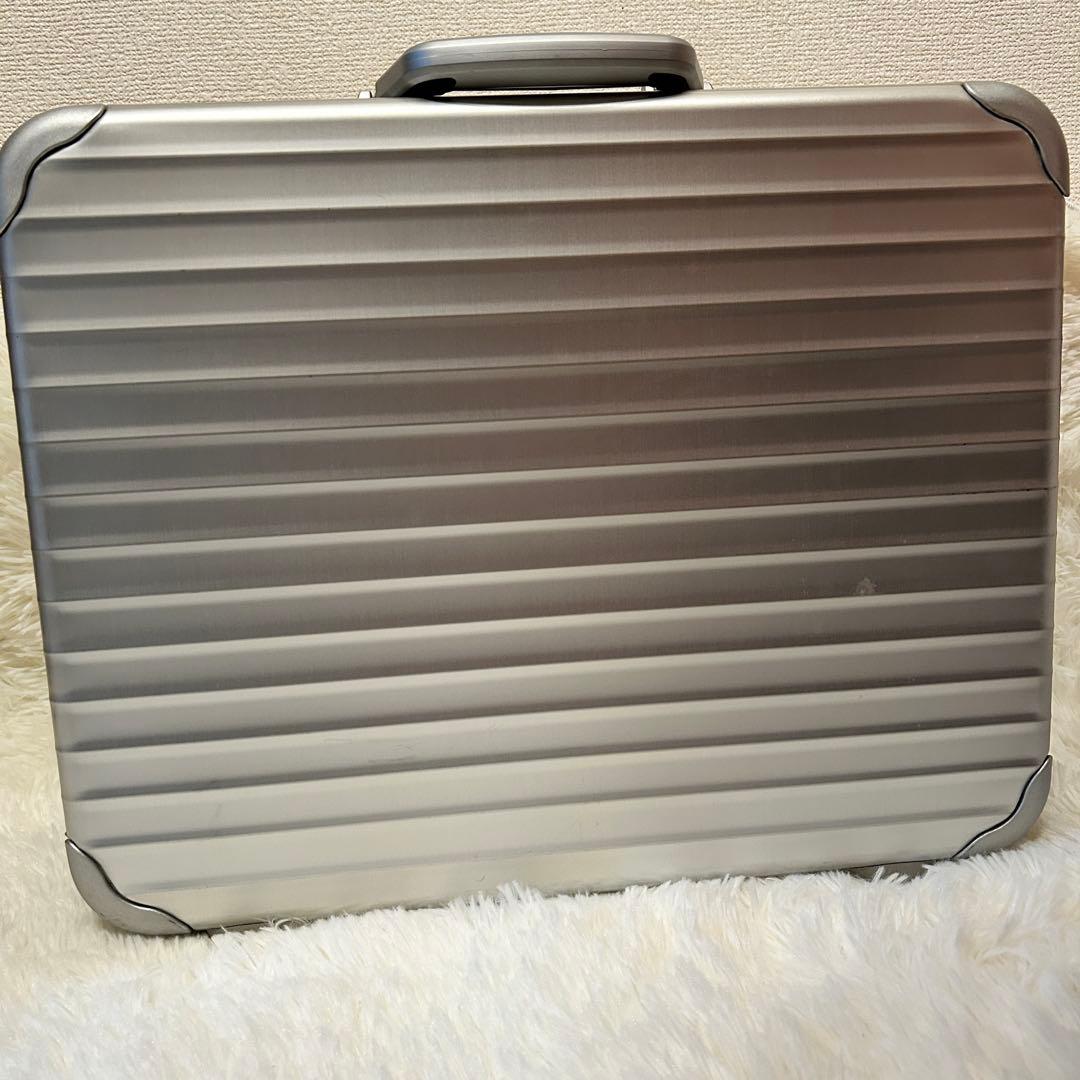 廃盤品！ リモア RIMOWA トパーズ アタッシュケース 希少 レア