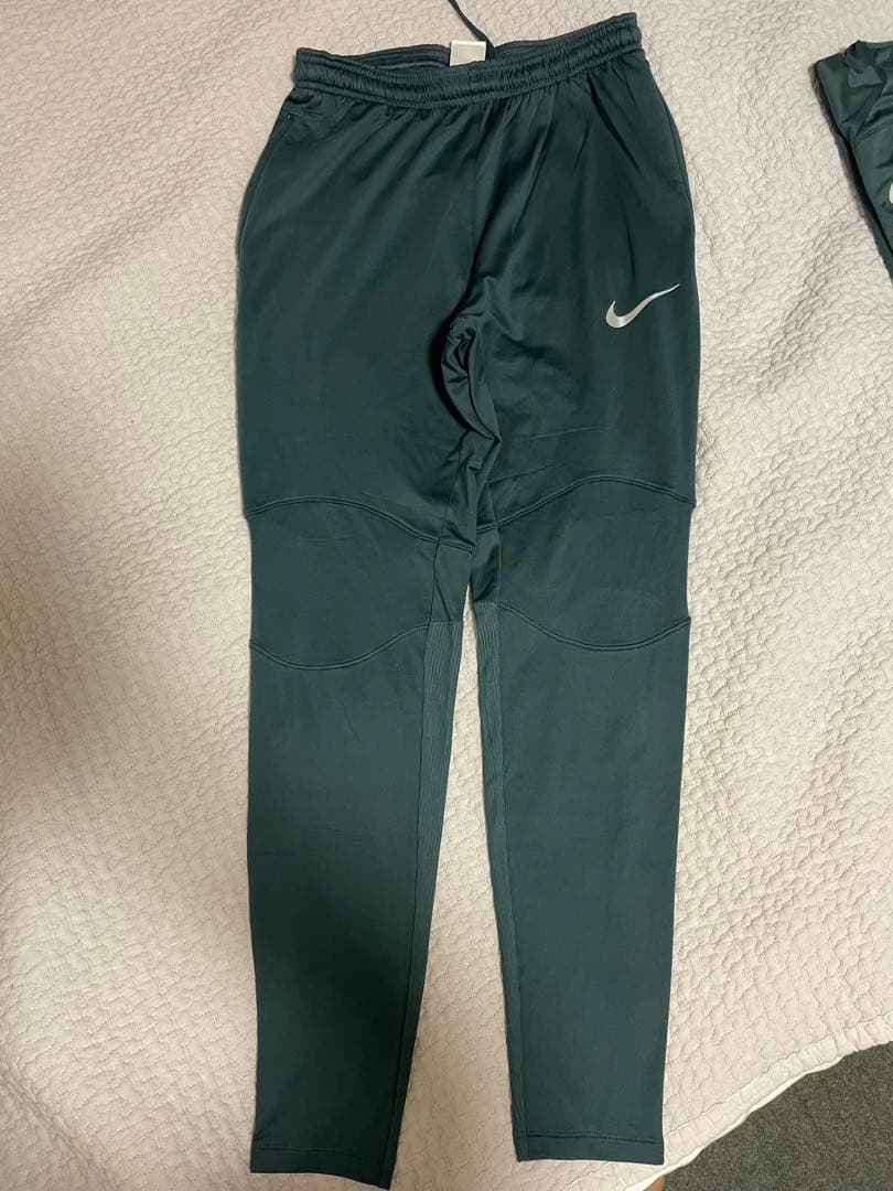 NIKE トレーニング　セットアップ　Sサイズ