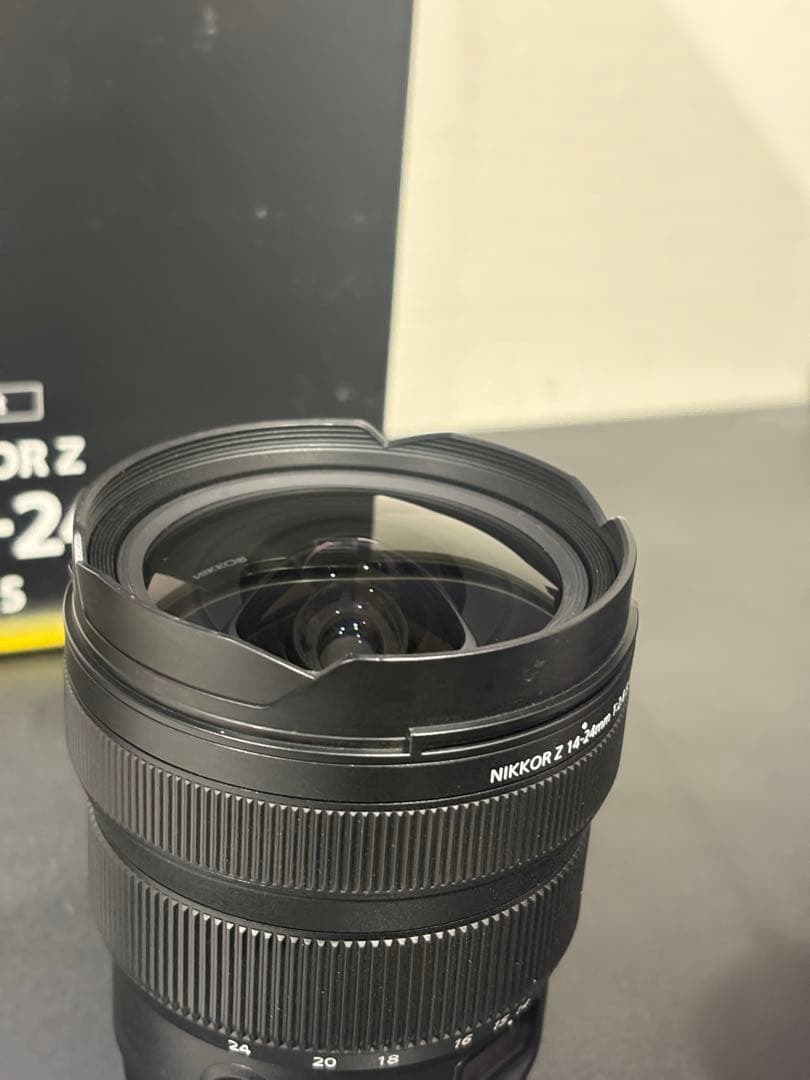 値下げ　美品　NIKKOR Z14-24mm f/2.8 S