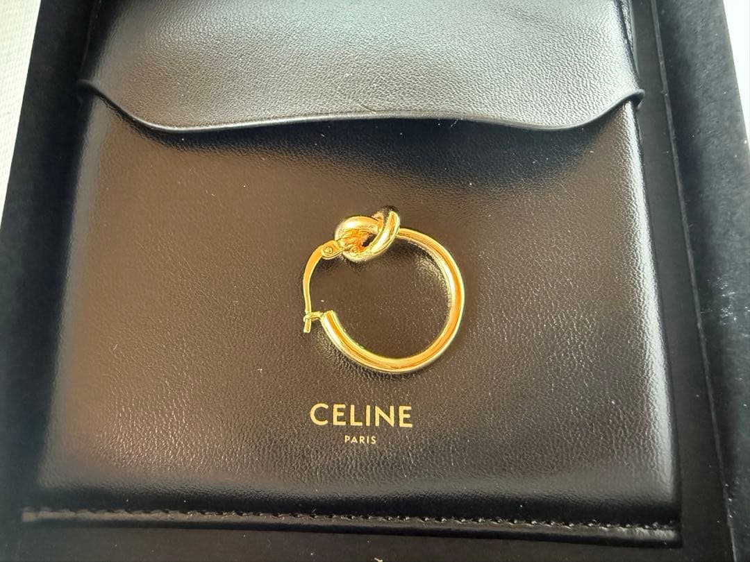 CELINE フープピアス　ノット スモールフープ(片方のみ) /ゴールド