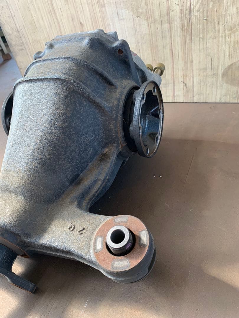 JZA80スープラ　後期 デフ　3.2ファイナルギア 8.5インチ