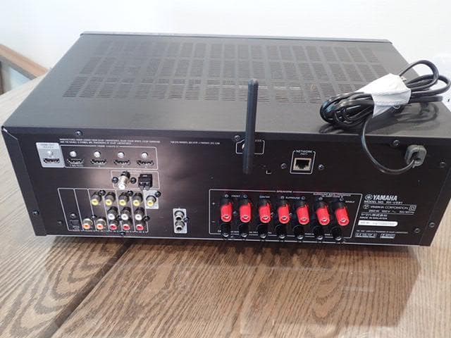 YAMAHA　AVアンプ　RX-V581　超美品・快調・リモコン付き・人気機種