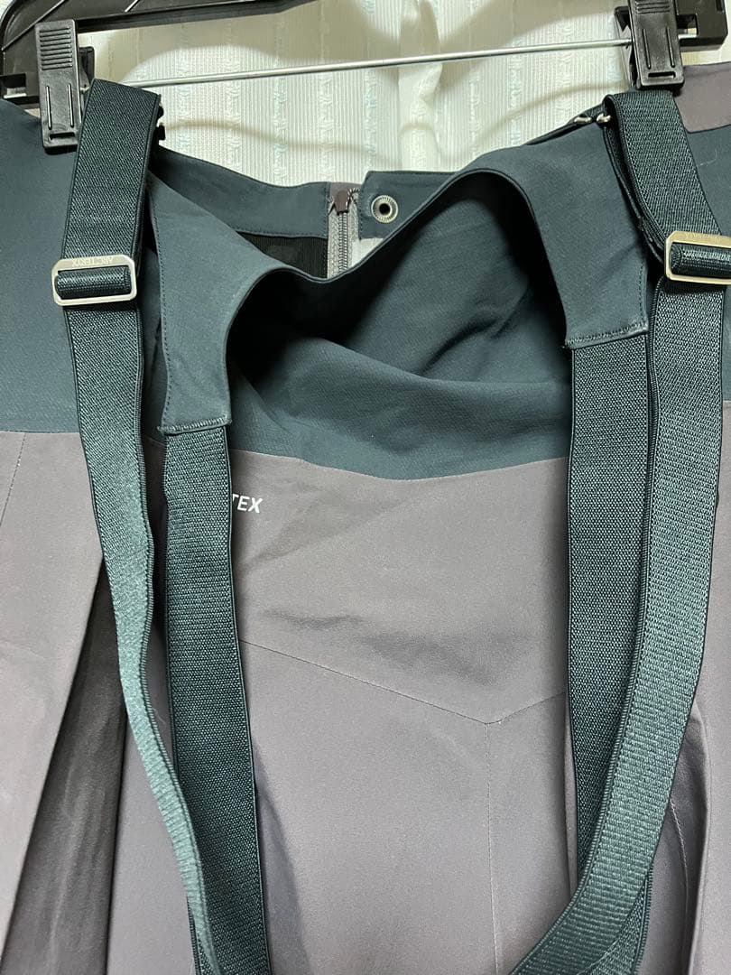 やま様。Arc'teryx ゴアテックスSentinel LT Bib