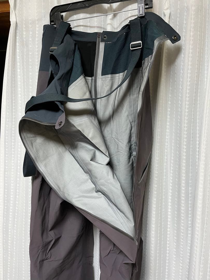 やま様。Arc'teryx ゴアテックスSentinel LT Bib