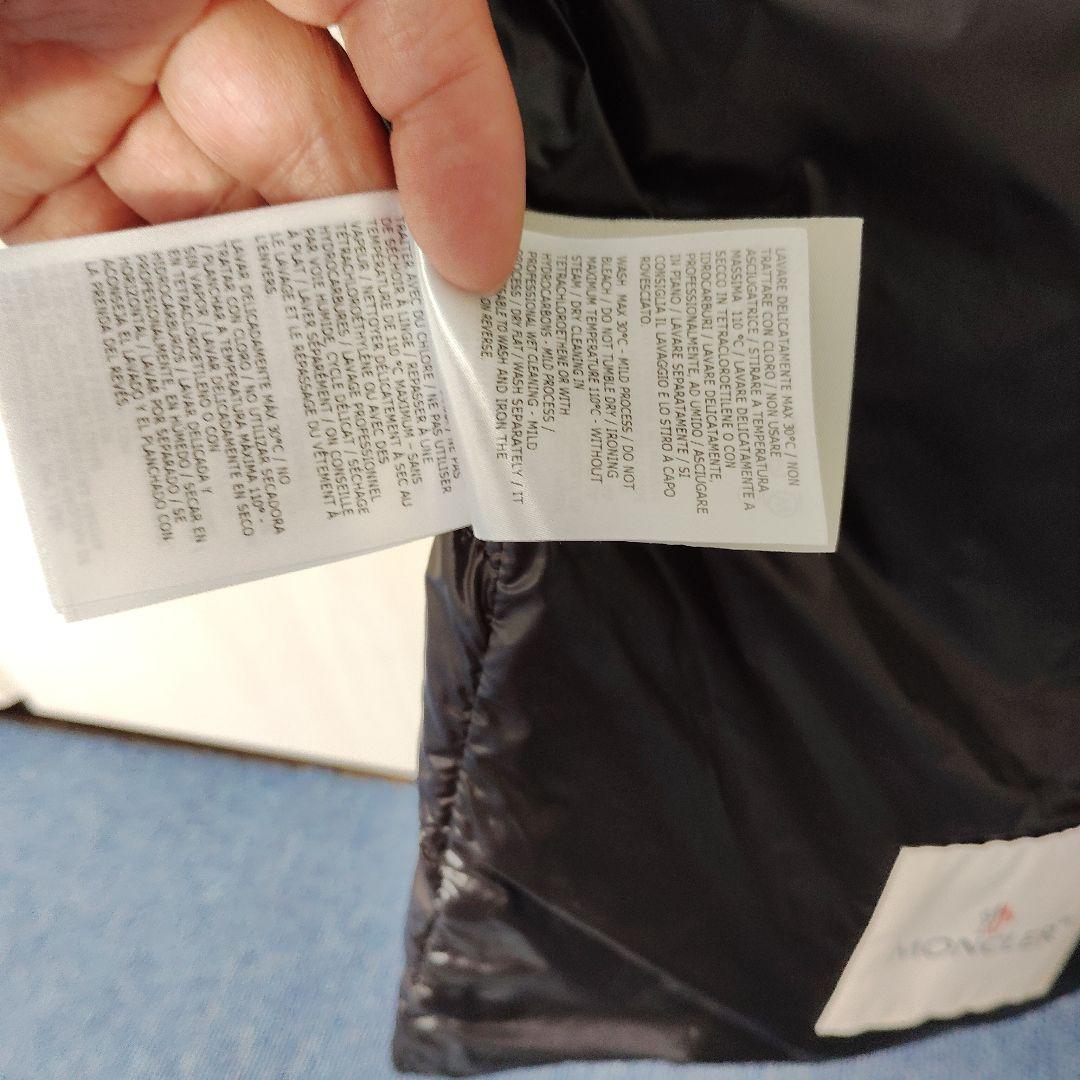 Moncler ブラック ダウンベスト サイズ2