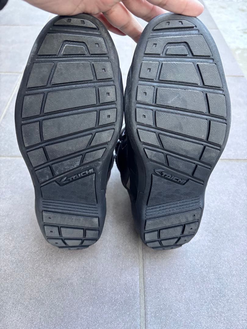 TAICHI 防水バイクブーツ BOAシステム