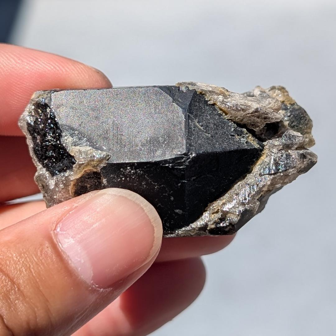 一点物 激レア ドリームモリオン 原石 山東省産 黒水晶 58g お守り効果