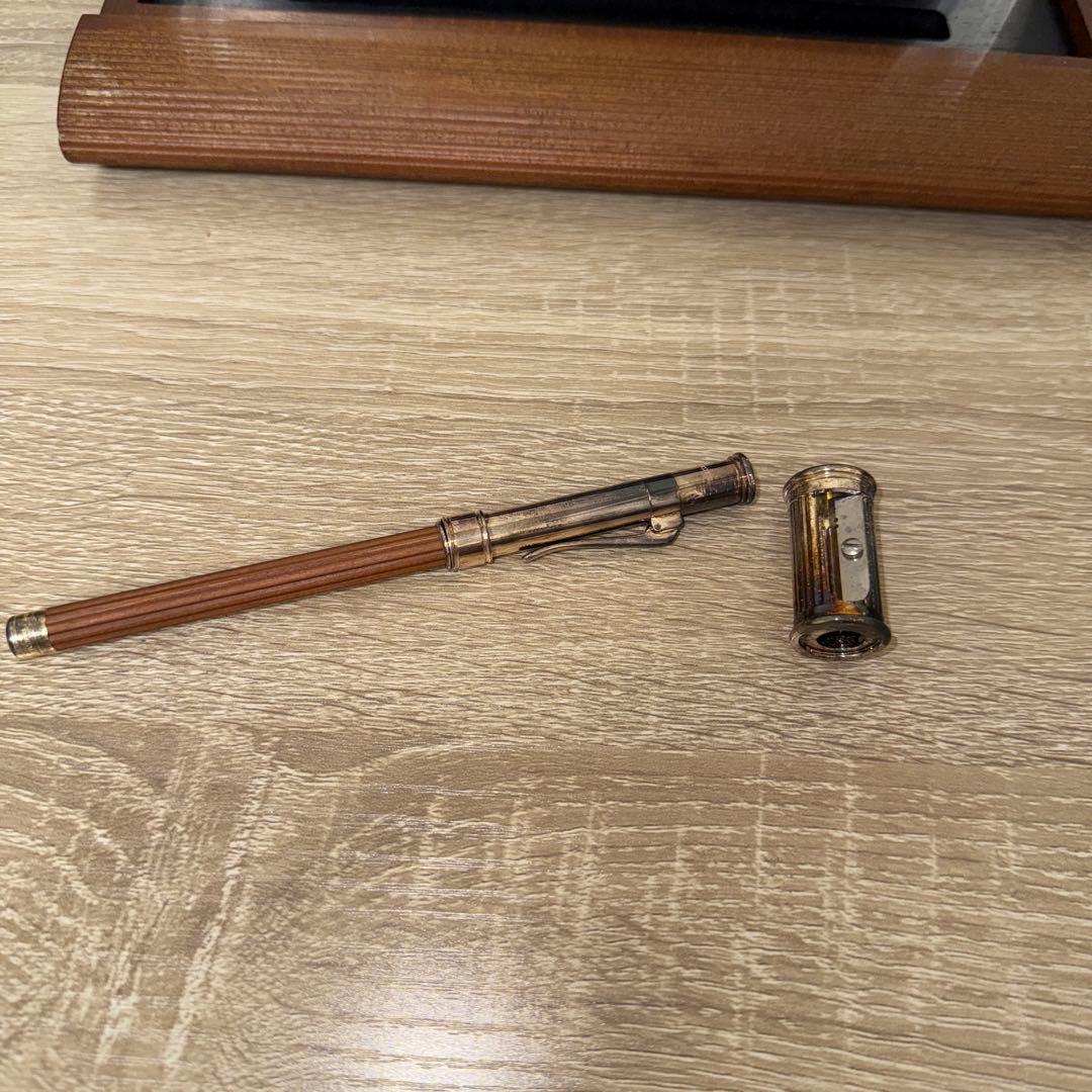 tons 　Graf von Faber-Castell 鉛筆セット