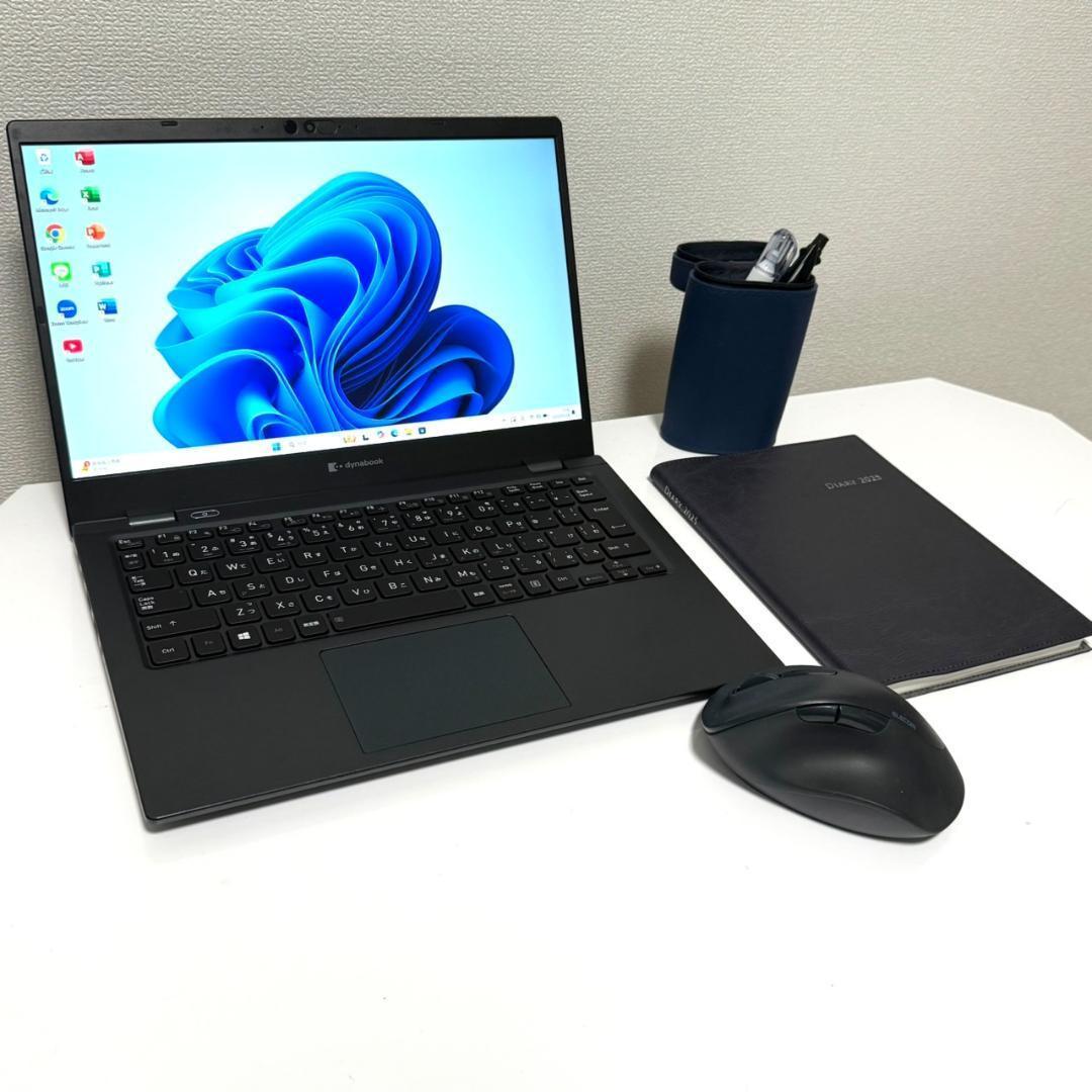 ★超軽量871g★ バッテリー残量◎ 2021年製 dynabook 紺 E67