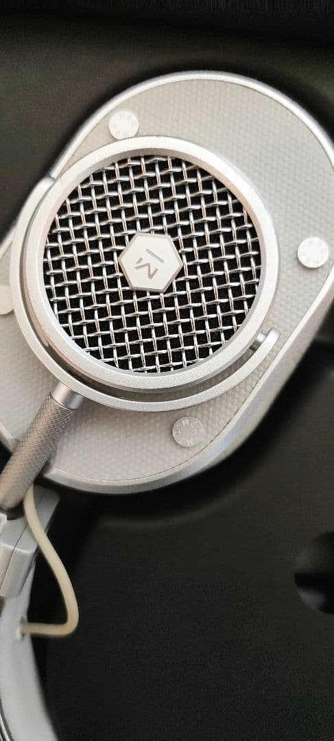 Master & Dynamic MH40 ワイヤレスヘッドホン