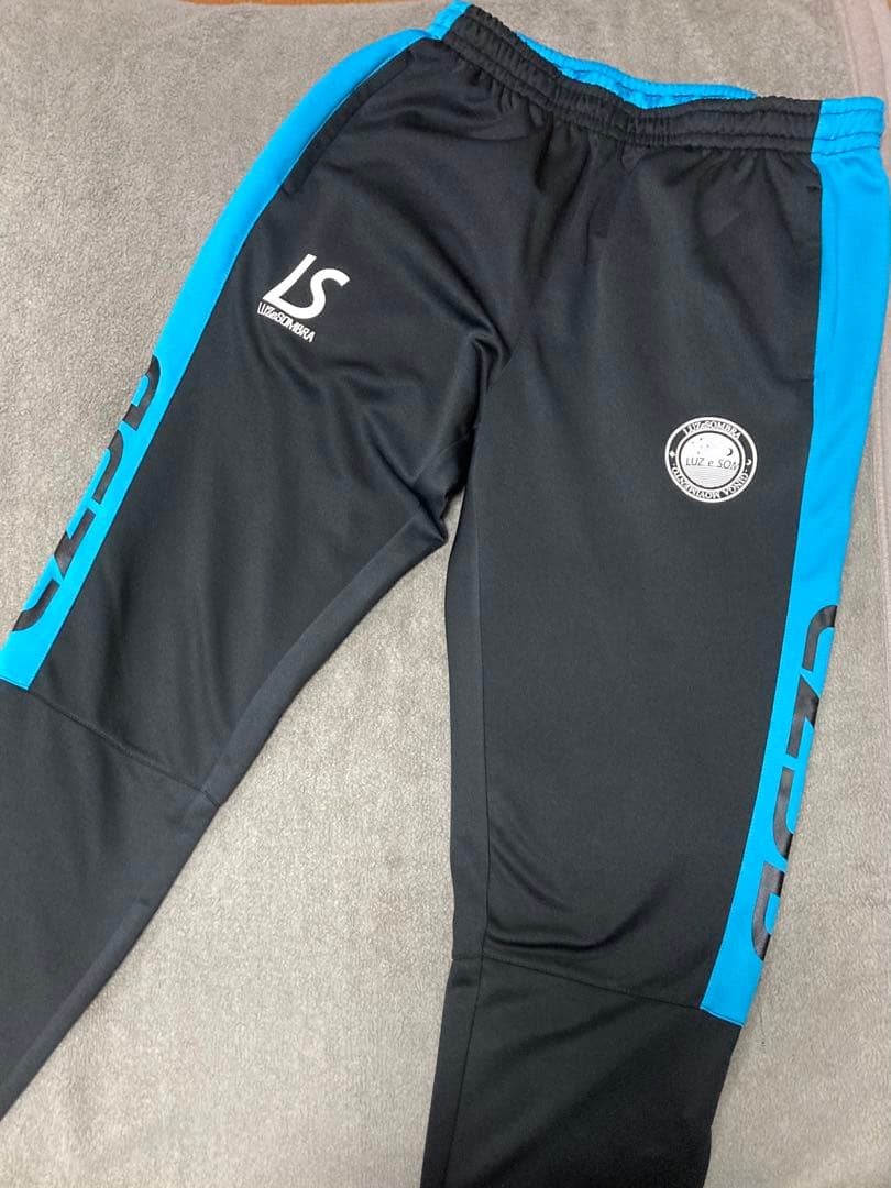 ルースイソンブラ ジャージ上下セット Ｌサイズ