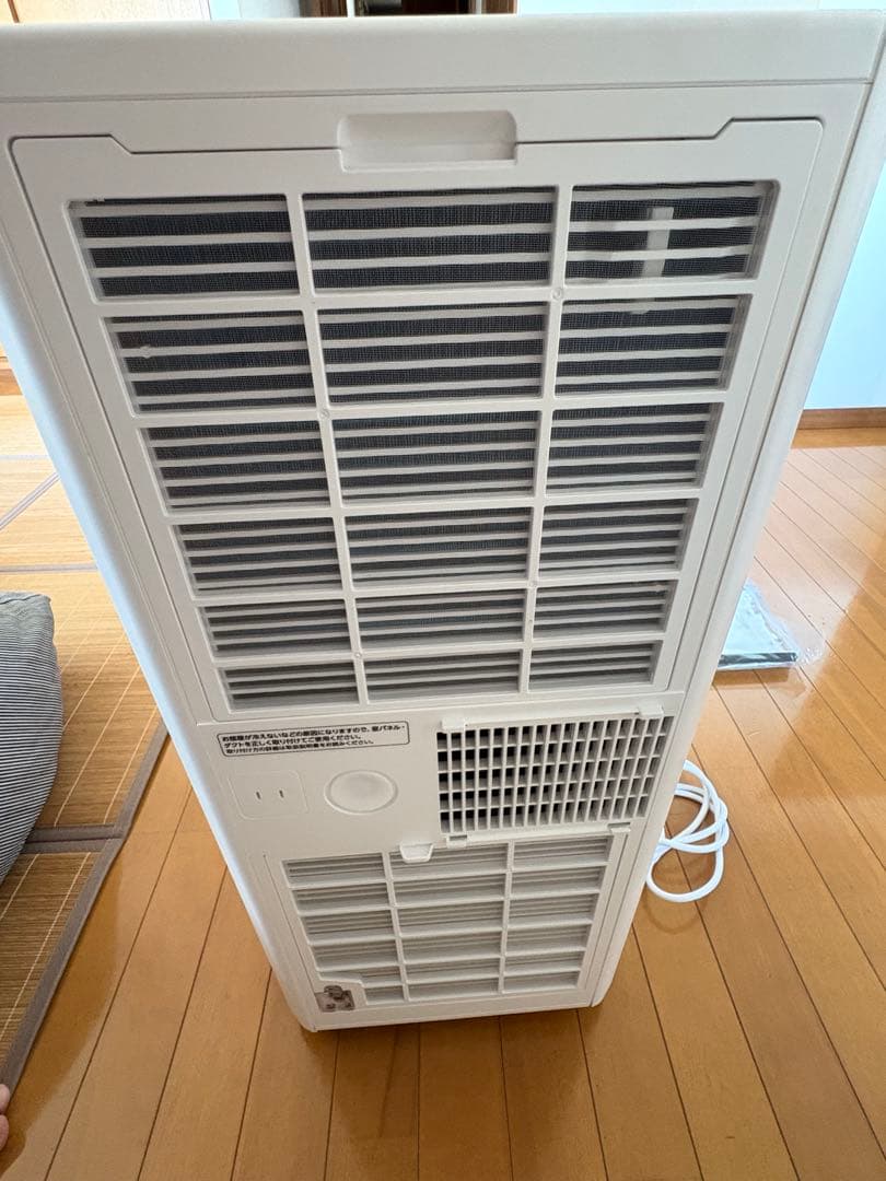 アイリスオーヤマ　ポータブルクーラー　ホワイト