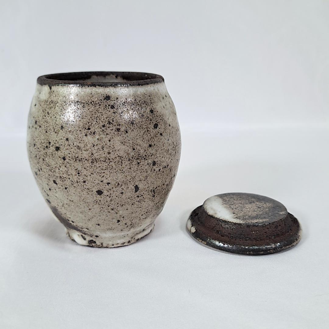 蓋付き壺/小野哲平/陶芸