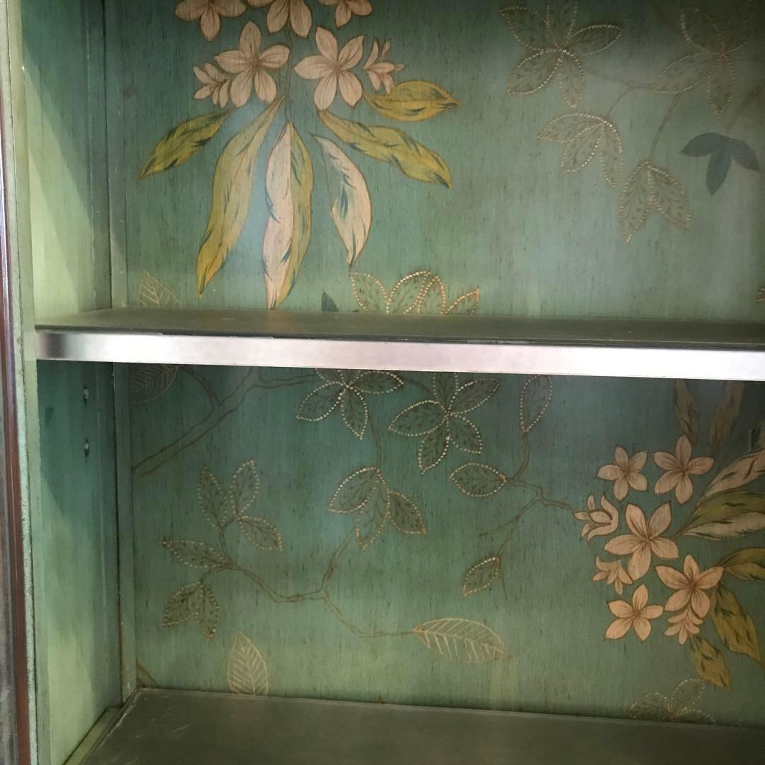 輸入家具　キャビネット　アメリカ　横浜市内希望