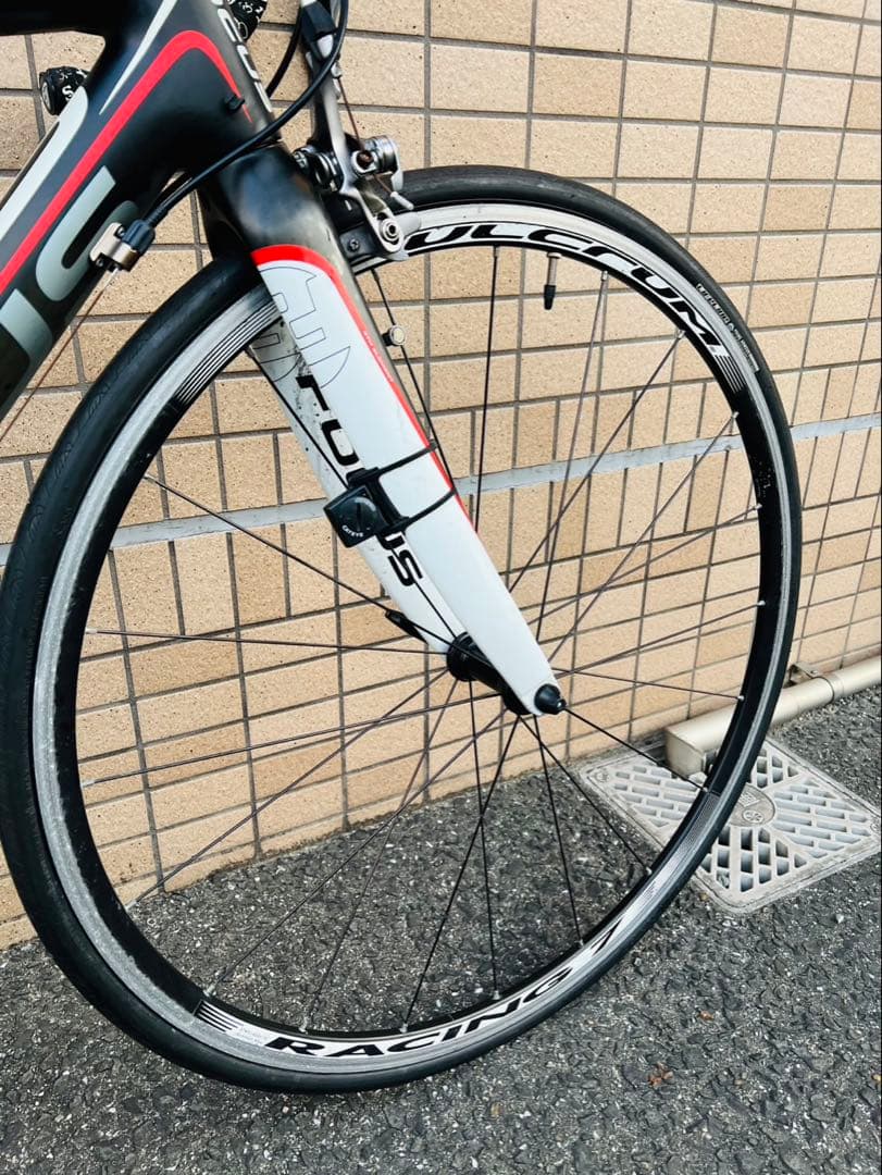 FOCUS CAYO 105 フルカーボンロードバイク