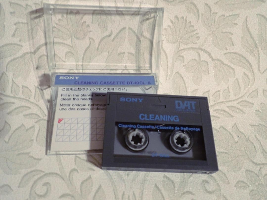 SONY TCD-D10 DAT デンスケ　美品なれどテープ走行せず